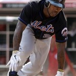 Should the Mets re-sign Willie Harris?
